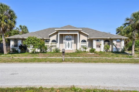 Casa en venta en Tarpon Springs, Florida, 4 dormitorios, 412.49 m2 № 1688179 - foto 1