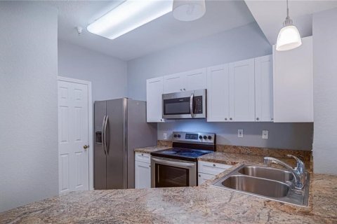 Condominio en alquiler en Orlando, Florida, 2 dormitorios, 98.66 m2 № 1876933 - foto 7