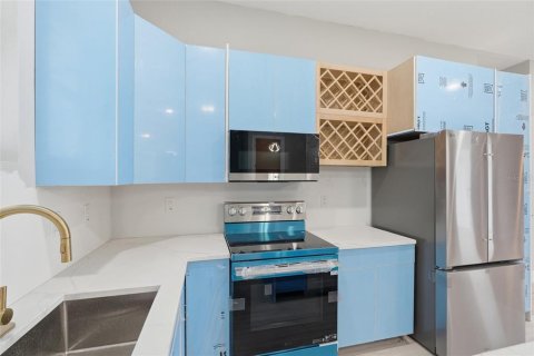 Villa ou maison à vendre à Port Charlotte, Floride: 3 chambres, 127.28 m2 № 2316586 - photo 11