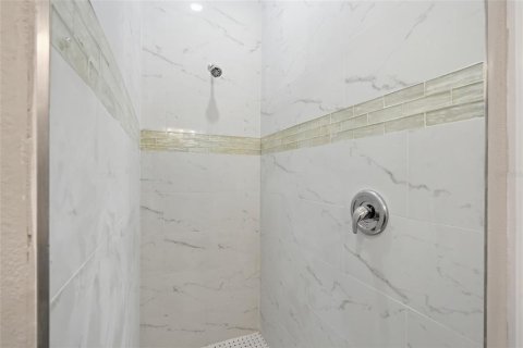 Villa ou maison à vendre à Port Charlotte, Floride: 3 chambres, 127.28 m2 № 2316586 - photo 15
