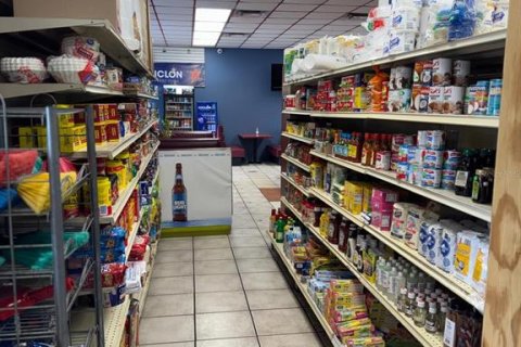 Commercial property in Kissimmee, Florida 817.54 sq.m. № 2195464 - photo 30