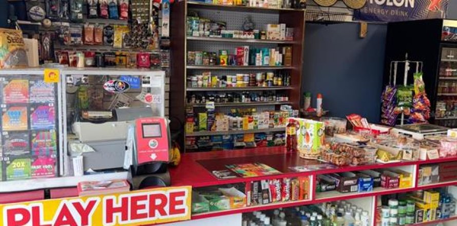 Commercial property in Kissimmee, Florida 817.54 sq.m. № 2195464