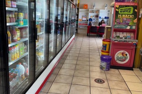Commercial property in Kissimmee, Florida 817.54 sq.m. № 2195464 - photo 9
