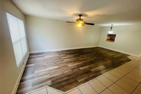 Adosado en alquiler en Orlando, Florida, 3 dormitorios, 121.42 m2 № 1906456 - foto 3