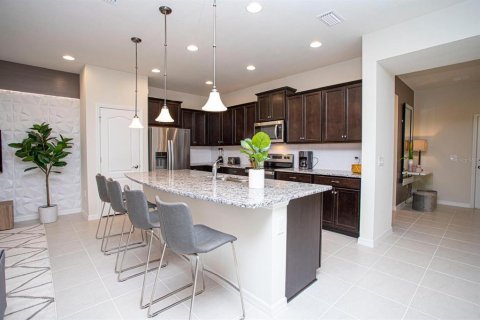 Townhouse in Kissimmee, Florida 5 bedrooms, 210.24 sq.m. № 1685457 - photo 24