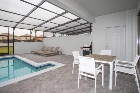 Townhouse in Kissimmee, Florida 5 bedrooms, 210.24 sq.m. № 1685457 - photo 4