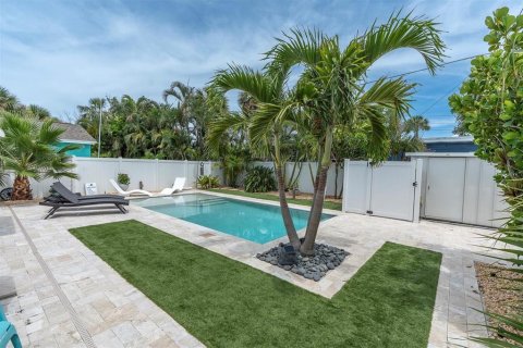 Casa en alquiler en Saint Pete Beach, Florida, 3 dormitorios, 126.35 m2 № 1831317 - foto 27