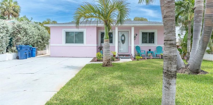 Casa en Saint Pete Beach, Florida 3 dormitorios, 126.35 m2 № 1831317
