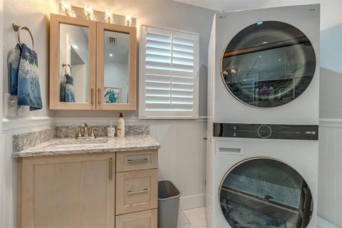 Casa en alquiler en Saint Pete Beach, Florida, 3 dormitorios, 126.35 m2 № 1831317 - foto 19