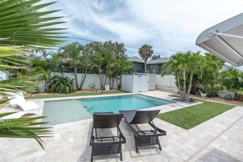 Casa en alquiler en Saint Pete Beach, Florida, 3 dormitorios, 126.35 m2 № 1831317 - foto 26