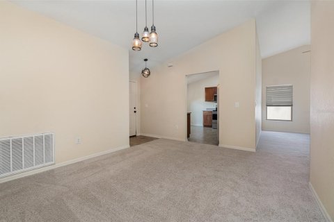 Casa en venta en Lakeland, Florida, 3 dormitorios, 112.23 m2 № 1777902 - foto 4