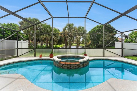 House in Boynton Beach, Florida 4 bedrooms, 136.57 sq.m. № 2185329 - photo 27