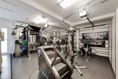 Купить виллу или дом в Майами, Флорида 4 спальни, 242.47м2, № 2026594 - фото 29