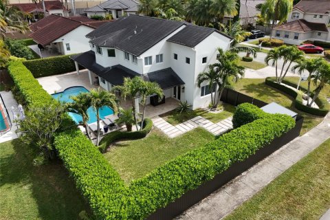 Купить виллу или дом в Майами, Флорида 4 спальни, 242.47м2, № 2026594 - фото 30