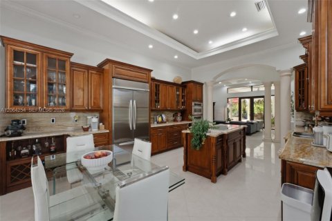House in Hialeah Gardens, Florida 5 bedrooms, 407.75 sq.m. № 2286823 - photo 28