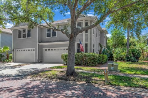 Touwnhouse à vendre à Tampa, Floride: 4 chambres, 257.15 m2 № 2117859 - photo 3