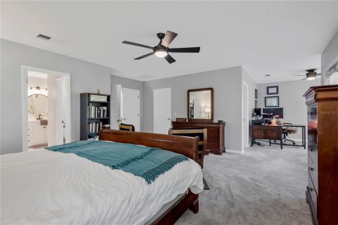 Touwnhouse à vendre à Tampa, Floride: 4 chambres, 257.15 m2 № 2117859 - photo 19