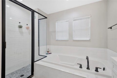 Touwnhouse à vendre à Tampa, Floride: 4 chambres, 257.15 m2 № 2117859 - photo 25