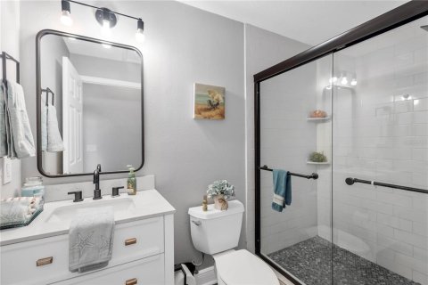 Touwnhouse à vendre à Tampa, Floride: 4 chambres, 257.15 m2 № 2117859 - photo 16