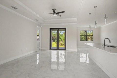Casa en venta en Naples, Florida, 3 dormitorios, 146.14 m2 № 2166920 - foto 4