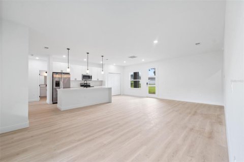 Villa ou maison à vendre à Ocala, Floride: 4 chambres, 162.67 m2 № 1902990 - photo 8