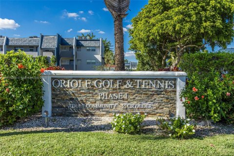 Condominio en venta en Margate, Florida, 1 dormitorio, 68.65 m2 № 1975258 - foto 1