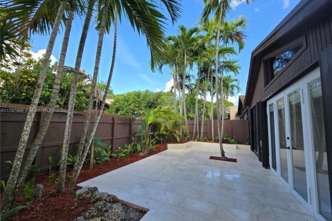 Touwnhouse à vendre à Miami, Floride: 2 chambres, 100.33 m2 № 1728159 - photo 20