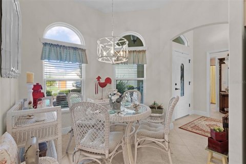 Villa ou maison à vendre à The Villages, Floride: 3 chambres, 183.11 m2 № 1916632 - photo 11