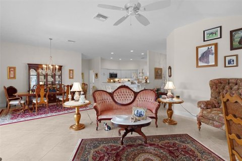Villa ou maison à vendre à The Villages, Floride: 3 chambres, 183.11 m2 № 1916632 - photo 19