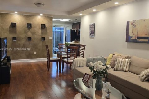 Copropriété à vendre à Hialeah, Floride: 2 chambres, 94.76 m2 № 2063267 - photo 5