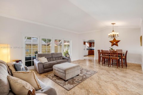 Casa en venta en Miami, Florida, 4 dormitorios, 176.14 m2 № 2084894 - foto 7