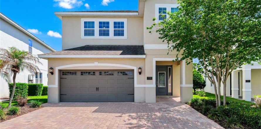 Casa en Kissimmee, Florida 6 dormitorios, 308.16 m2 № 2208880