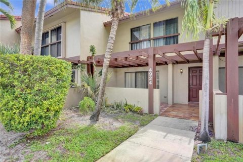 Touwnhouse à Hollywood, Floride 3 chambres, 176.51 m2 № 2316179