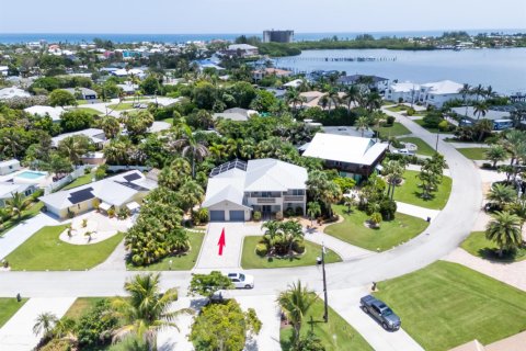 Villa ou maison à St. Lucie, Floride 4 chambres, 280.29 m2 № 2192077