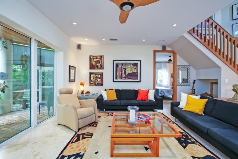Villa ou maison à vendre à St. Lucie, Floride: 4 chambres, 280.29 m2 № 2192077 - photo 15