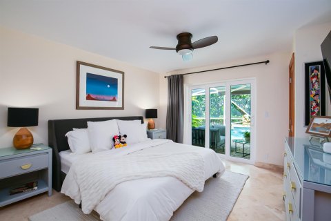 Villa ou maison à vendre à St. Lucie, Floride: 4 chambres, 280.29 m2 № 2192077 - photo 25
