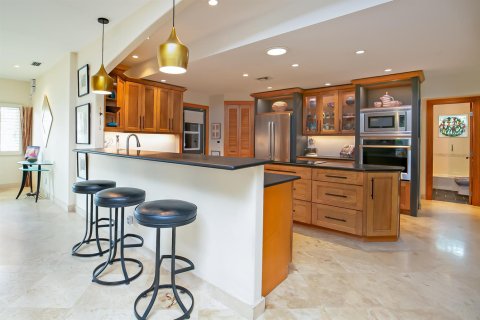 Villa ou maison à vendre à St. Lucie, Floride: 4 chambres, 280.29 m2 № 2192077 - photo 19