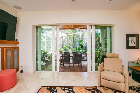 Villa ou maison à vendre à St. Lucie, Floride: 4 chambres, 280.29 m2 № 2192077 - photo 17