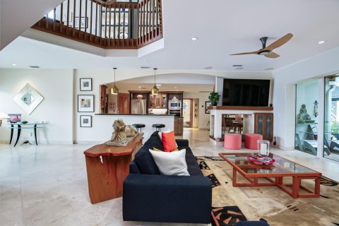 Villa ou maison à vendre à St. Lucie, Floride: 4 chambres, 280.29 m2 № 2192077 - photo 16
