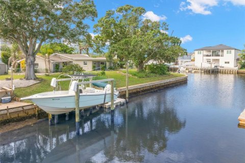 Villa ou maison à vendre à Palm Harbor, Floride: 3 chambres, 154.59 m2 № 2402981 - photo 2