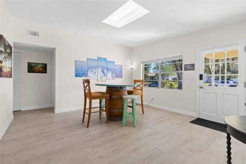 Villa ou maison à vendre à Palm Harbor, Floride: 3 chambres, 154.59 m2 № 2402981 - photo 6