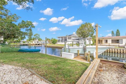 Villa ou maison à vendre à Palm Harbor, Floride: 3 chambres, 154.59 m2 № 2402981 - photo 20