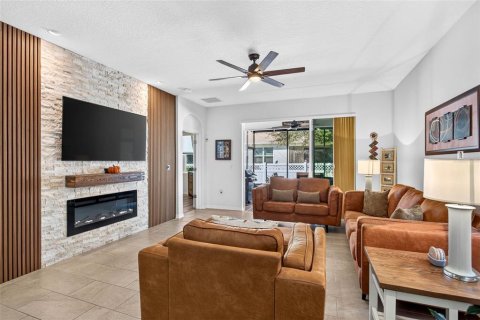 Villa ou maison à vendre à Wesley Chapel, Floride: 3 chambres, 145.76 m2 № 2416898 - photo 8