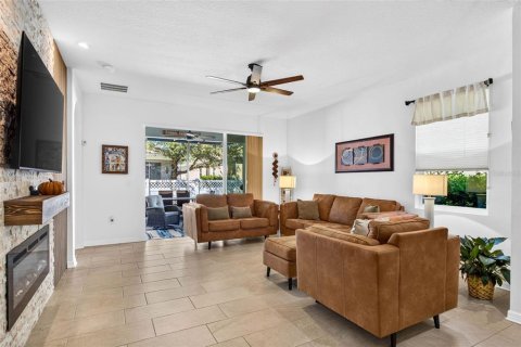 Villa ou maison à vendre à Wesley Chapel, Floride: 3 chambres, 145.76 m2 № 2416898 - photo 9