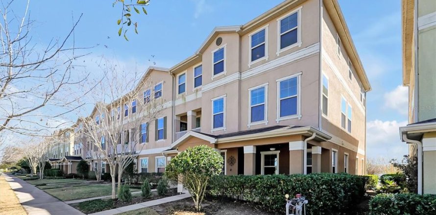 Adosado en Orlando, Florida 3 dormitorios, 213.3 m2 № 2091561