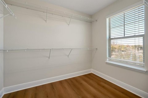 Adosado en venta en Orlando, Florida, 3 dormitorios, 213.3 m2 № 2091561 - foto 19