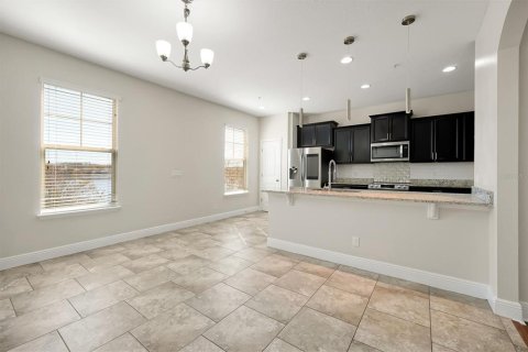Adosado en venta en Orlando, Florida, 3 dormitorios, 213.3 m2 № 2091561 - foto 10