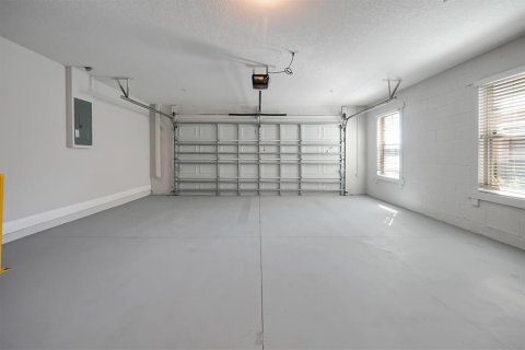 Adosado en venta en Orlando, Florida, 3 dormitorios, 213.3 m2 № 2091561 - foto 27