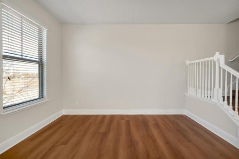 Adosado en venta en Orlando, Florida, 3 dormitorios, 213.3 m2 № 2091561 - foto 15