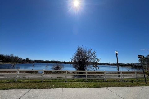 Adosado en venta en Orlando, Florida, 3 dormitorios, 213.3 m2 № 2091561 - foto 30